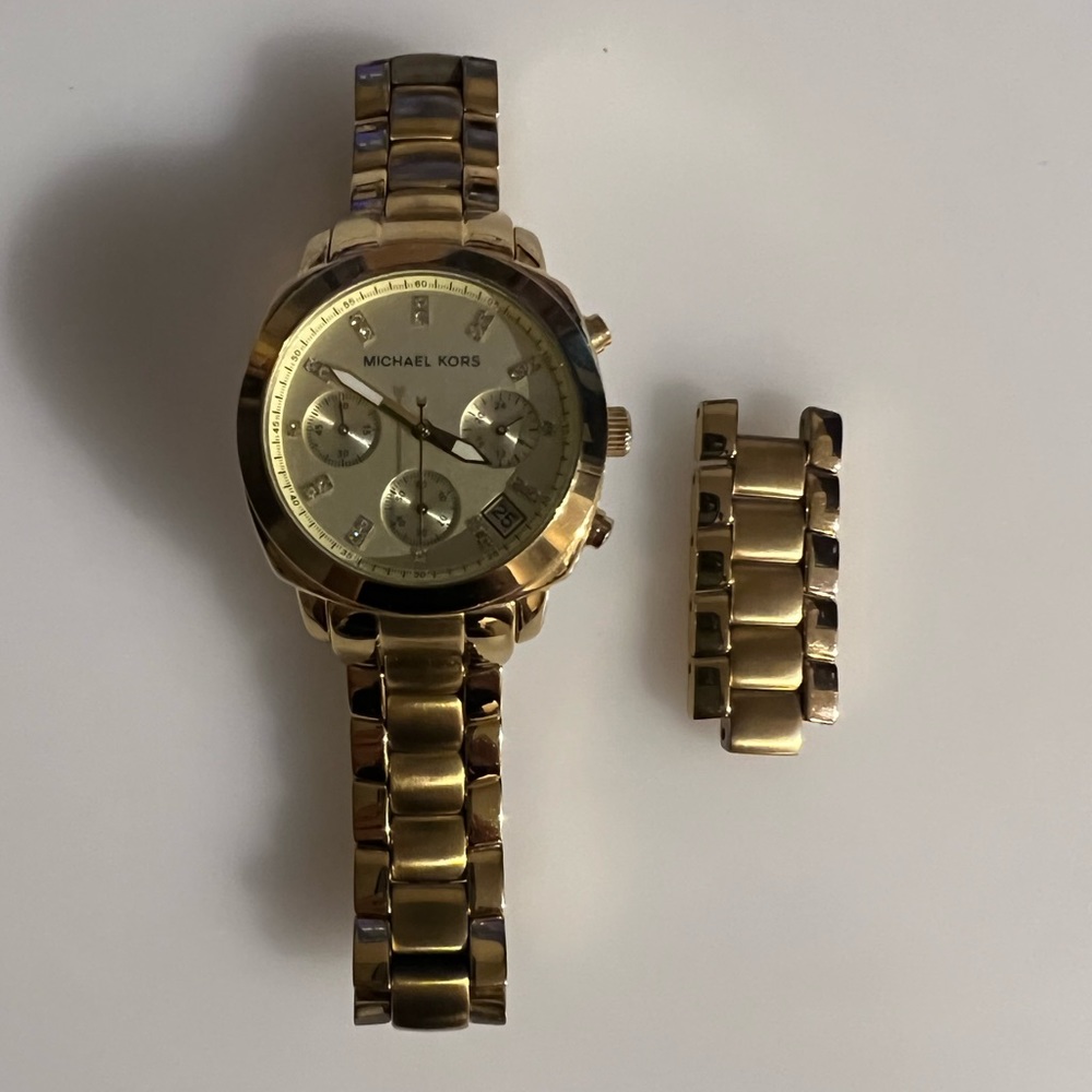 Michael Kors Ladies Gold Tone Stainless Steel Chronograph Bracelet Watch MK5132